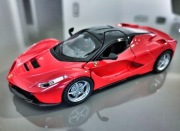 Ferrari LaFerrari SF90, piękny model 1:32, Led, dźwięk 