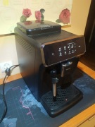 Ekspres automatyczny do kawy Philips EP 2220 czarny