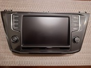 Ramka radia VW Tiguan 5NA858069