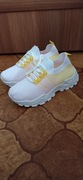 Buty sportowe damskie 37 -23,5 cm 