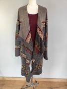 Duży asymetryczny kardigan, długi boho sweter z wełną, Vila, rozmiar S/M