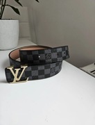 Czarny pasek Louis Vuitton Złote logo