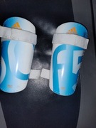 Ochraniacze na golenie nagolenniki adidas f50 pro lite