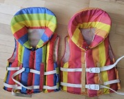 Kamizelka do pływania dla dzieci, kapok firmy Sportis do 40 kg