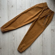 Karmelowe wielbłądzie spodnie cargo z łańcuchem bojówki XS pull&bear