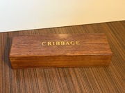 Cribbage – drewniana gra planszowa w pudełku, karty, instrukcja