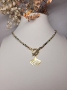 Naszyjnik z jaspisu dalmatyńskiego z zawieszką - miłorząb Hand made