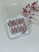 Luxury press on nails Polka dots M