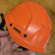 Kask alpinistyczny UVEX wysokość hełm ochronny wspinaczkowy