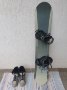 Snowboard Generics 145 cm + wiązania Drake + buty Antis r. 40 – komplet
