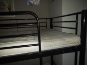 Łóżko piętrowe metalowe z materacami  90x200