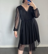 Czarna elegancka ażurowa sukienka siateczkowa na imprezę na wesele mini
