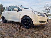 Opel Corsa bialy-Gaz