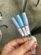 Zestaw lakierów hybrydowych do paznokci.