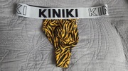 Stringi KINIKI L - kolor jak na zdjęciu