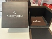 Pudełko, opakowanie na zegarek Albert Riele- nowe, oryginalne- drewniane