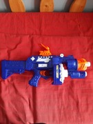 Karabin maszynowy wyrzutnia ze strzałkami