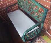 Ławka metalowa z poduszką