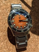 Zegarek Zelos Mako 300m Diver Hammered Orange