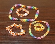 Bransoletki i naszyjniki z gumek