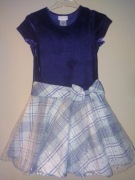 Sukieneczka z ozdobną kokardą 