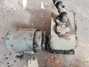 Reduktor /przekładnia z silnikiem