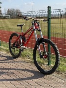 Rower DH mondaker summum 26” fox enduro