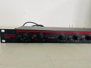 Behringer Studio Kompresor analogowy dwukanalowy WEST GERMANY 