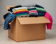 Karton ubrań ok 30-40 sztuk