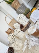 Lampiony, wazony w stylu boho ze sznurka.