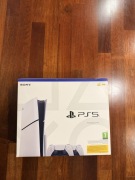 Konsola PS5 Slim z napędem + 2 pady