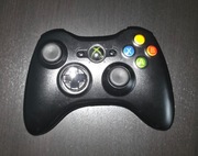 Oryginalny pad Xbox 360 czarny + NOWY Battery Pack (2x aku + kabel)