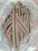 Zamki błyskawiczne YKK mosiądz paczka98szt