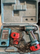 Wiertarko-wkrętarka Makita 6271D