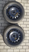 2 koła - felgi stalowe, opony zimowe Firestone Winterhawk4 205/55/16 z 2023