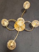 Lampa sufitowa z szklanymi kloszami w kształcie kul