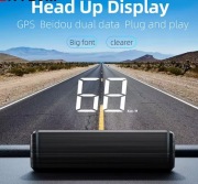 M2 GPS projektor predkości na szybie samochodu