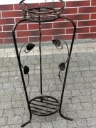 Kwietnik metalowa kolumna na kwiaty