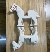 klockki lego dwa rozne koniki biale, jeden z ruchomą glową, do kolekcji