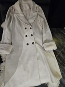 Piękny płaszczyk kremowy futerko r.L NOWY