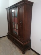 Dębowa biblioteczka 