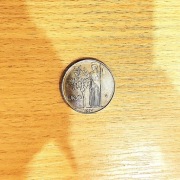 Włoska moneta 100 lirów z 1974 roku