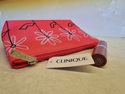 Clinique Pop Lip Colour and Primer 14 Plum Pop + kosmetyczka GRATIS