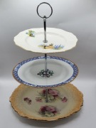 Porcelanowa trzy poziomowa etażerka/patera