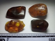 4 szt. naturalne bursztyny bałtyckie 47g.