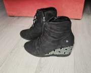 Maciejka czarno-białe botki na koturnie we wzory 39