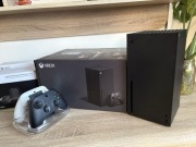 Xbox Series X 1TB + pad biały, pad czarny + stacja ładowania