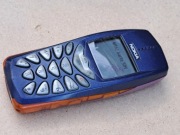 Stary telefon Nokia 3510i + ładowarka