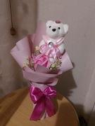 Róża mydlana na prezent z misiem 