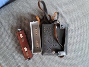 Stary radziecki zasilacz bateryjny z etui